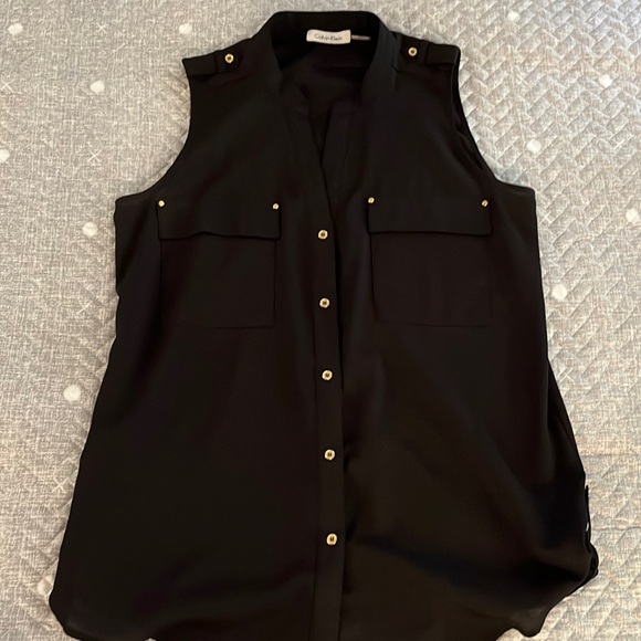 Calvin Klein Tops - Calvin Klein sleeveless dressy shirt